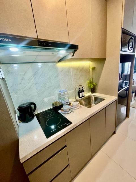 Verdela Pollux Meisterstadt Batam Apartement Exterior foto